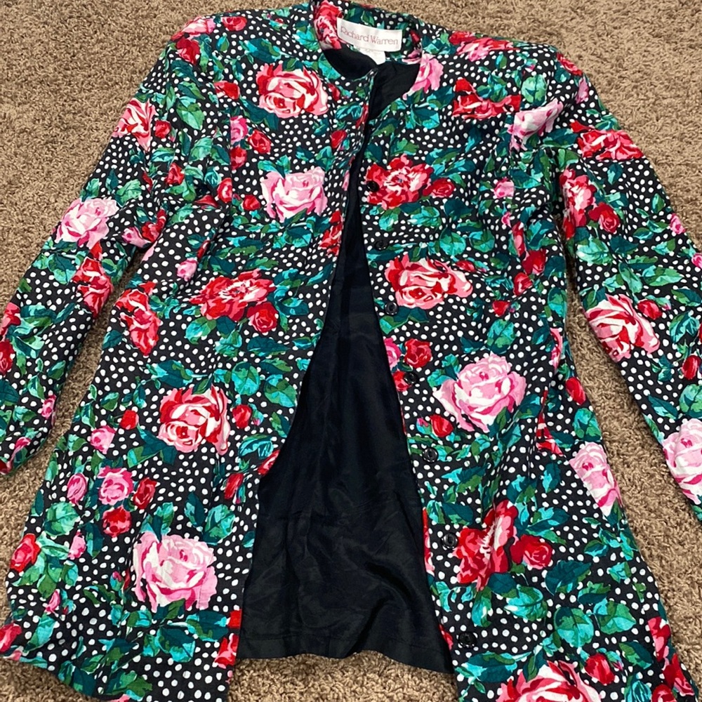 COPY - Oversized light floral button-up jacket